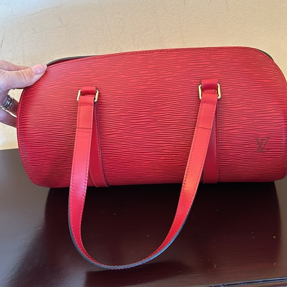 Louis Vuitton red epi bag. EUC! - Picture 3 of 5